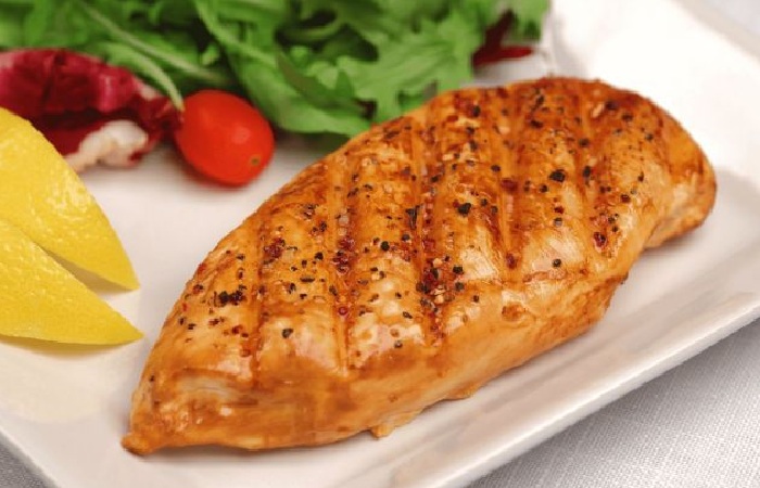Grilled Chicken at Mealtime