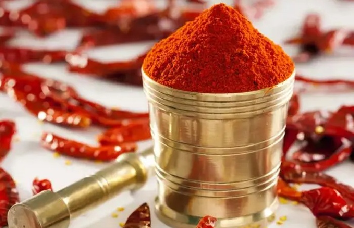 Wellhealthorganic.com: Red Chilli you Should know about Red Chilli Uses Benefits Side Effects