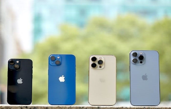 Apple iPhone Exports from India Doubled between Apriland August