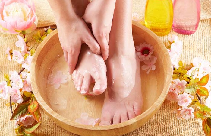 How to Do a French Pedicure at Home?